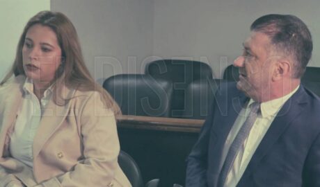 Iara Guinsel y Edgardo Kueider durante una de las audiencias del juicio en Paraguay